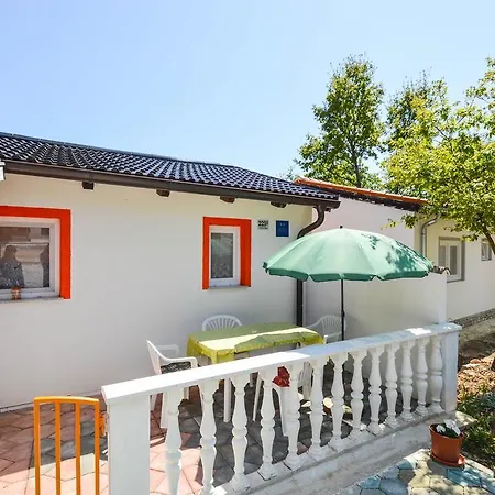 Two-bedroom In Pavicini/istrien 27314 Pavicini